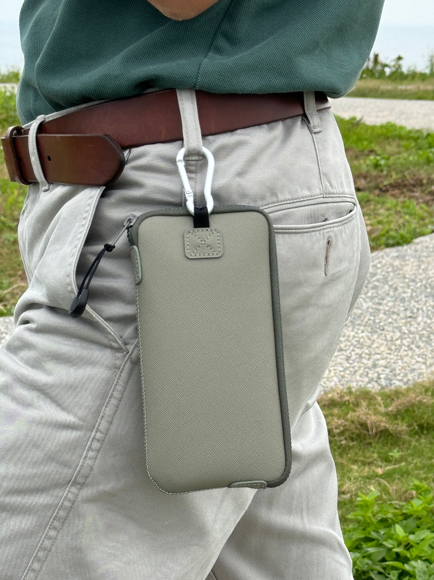 OneJoy lightweight cushioned mobile phone bag, suitable large size zipper mobile phone protective case, simple and fashionable, suitable for men and women